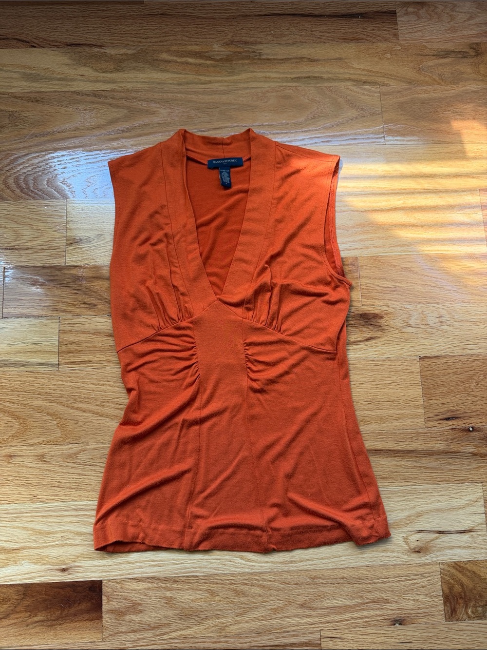 Banana Republic Sleeveless V-Neck Ruched Tank - Orange-S